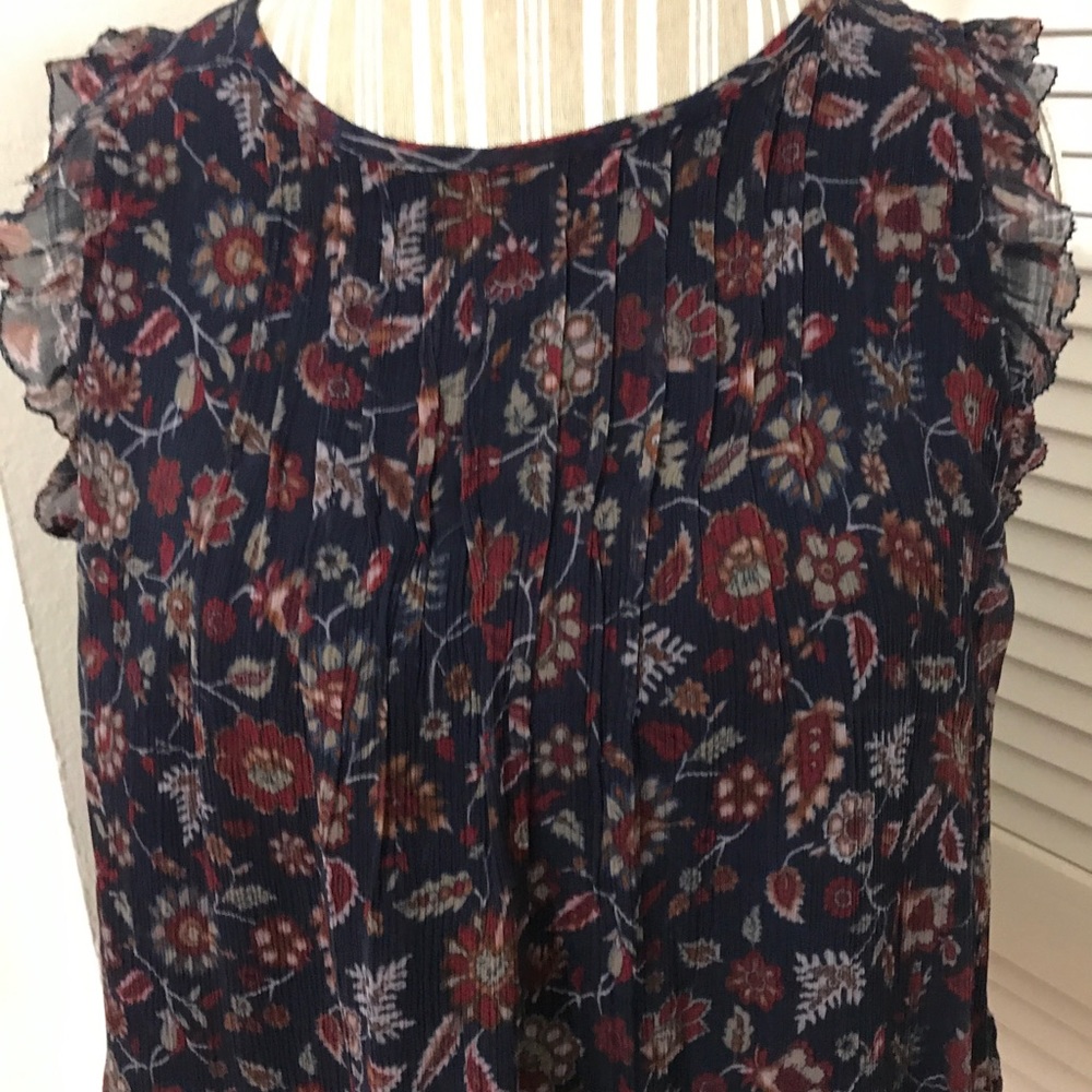 Floral Joie Blouse w/Ruffled Sleeves